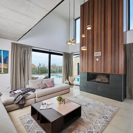Villa Ansi By