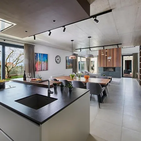 Villa Ansi By Višnjan